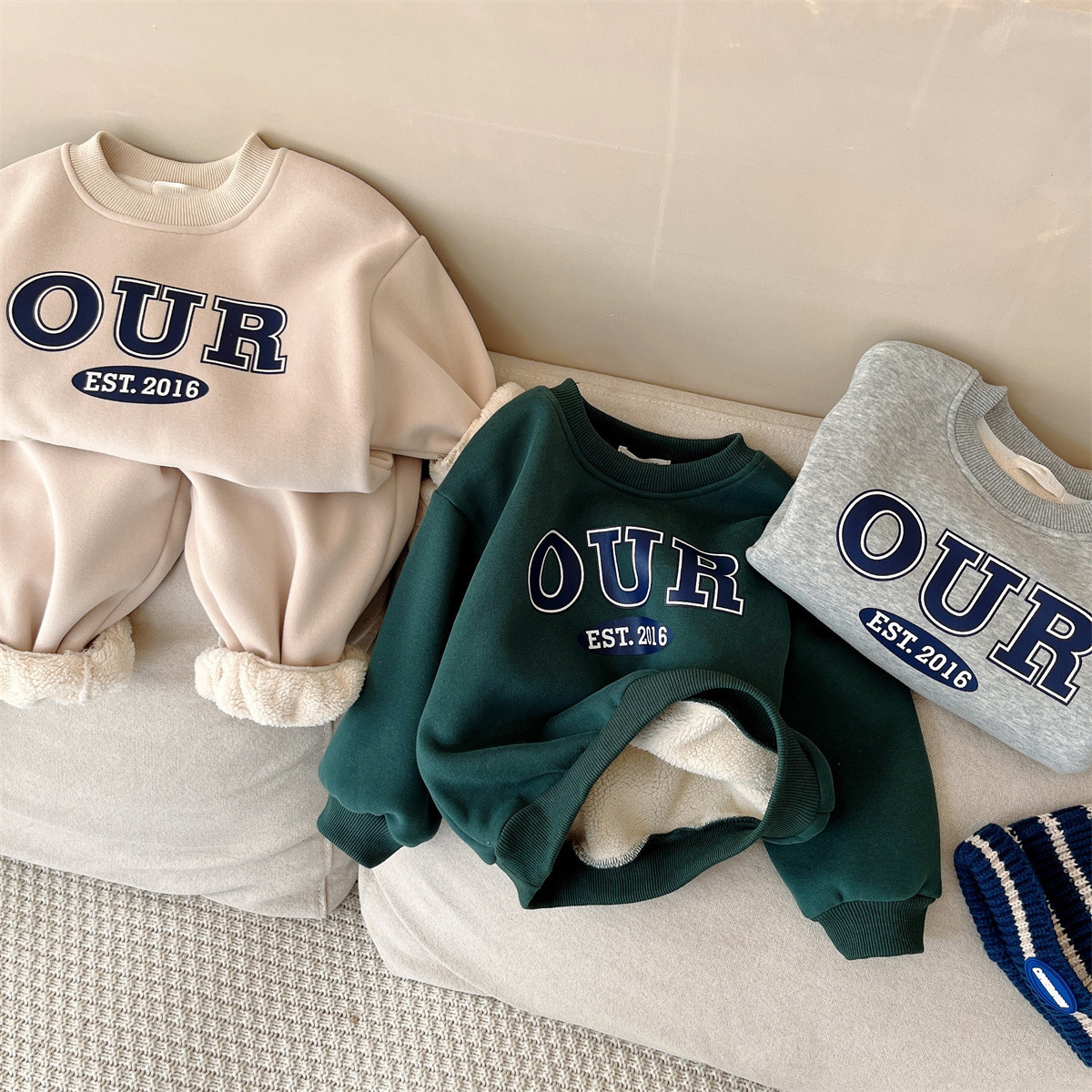 Clothing Sets Winter Baby Girls Boys Alphabet Fleece Sweatshirt Sweatpant School Kids Tracksuit Child 2 Piece Outfits Jogging Suit 1 9 Years 230823