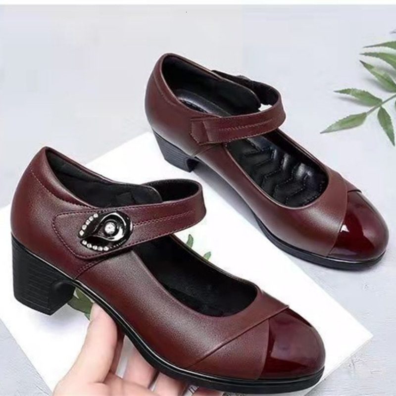 Dress Shoe Classic Wine Red Height Increased Round Toe Buckle Strap Heel Shoes Lady Fashion Comfort Summer Party Pump 230823