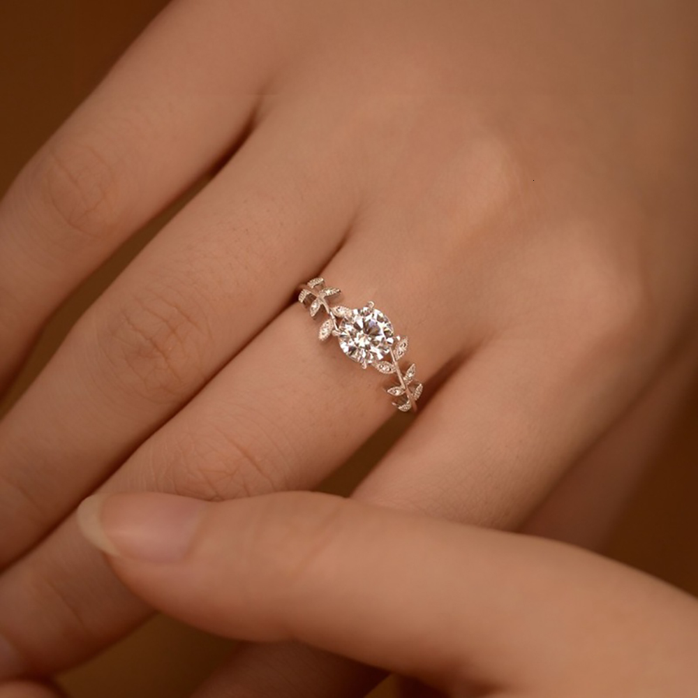 Wedding Rings D Color 1 Carat For Women S925 Sterling Silver Leaf Bands Plate 18K White Gold Fine Jewelry Wholesale 230822