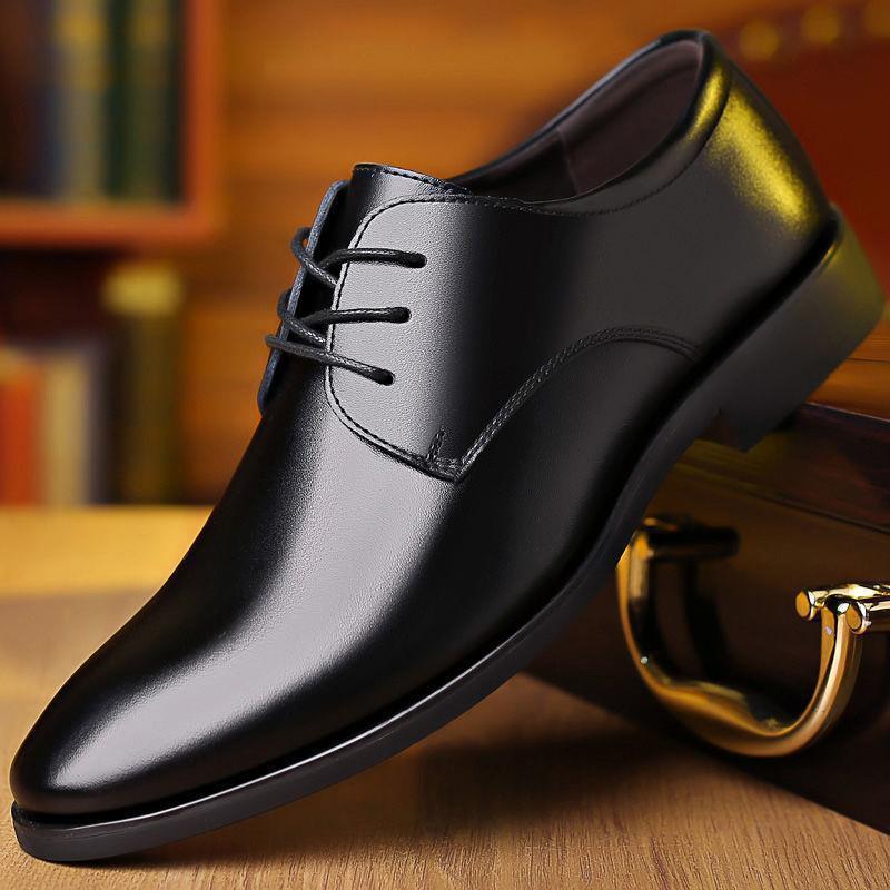 Dress Shoes Wnfsy Men's Breathable Leather Shoes Black Soft Leather Soft Bottom Man Men's Business Formal Wear Large Size Casual Shoes 23082