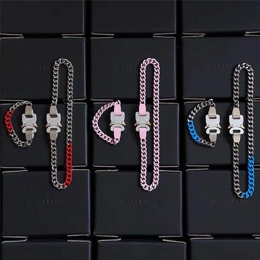 Bangle 1017 ALYX 9SM Bracelet Men Women 1 1 Quality Chain Alyx Bracelets Made In Italy Hook Buckle Accessory 230824