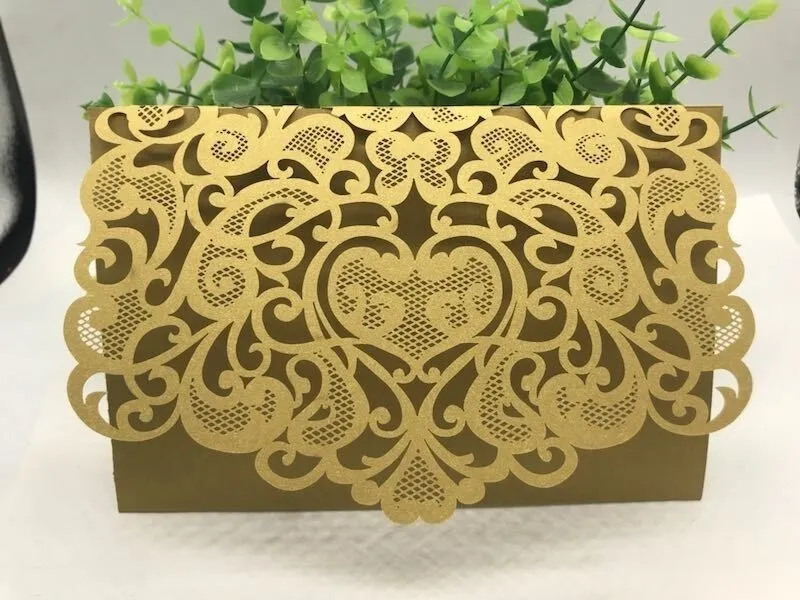 Dark Red Tri fold Hollow Laser cut Pocket Wedding Invite Invitation Card Coverno inner paper envelopeZZ