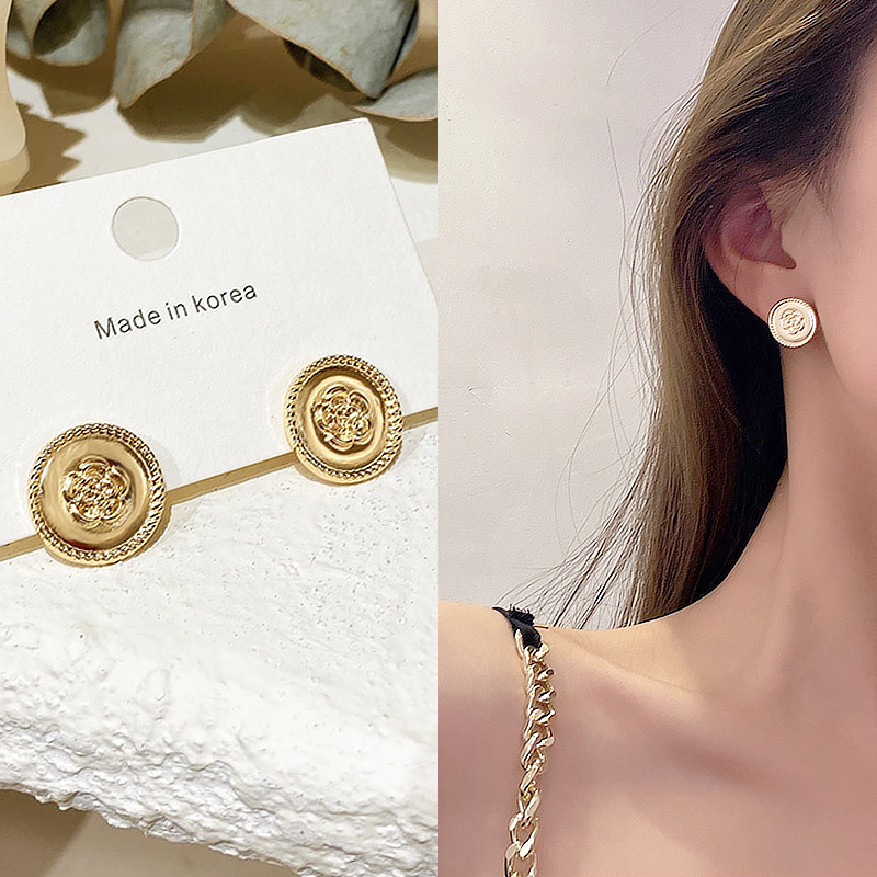 Charm Flower Earrings For Women Gold Color Metal Fashion Sparkling Pendant Drop Clip Korean Earring Wedding Classic Party Jewelry Gift 230823