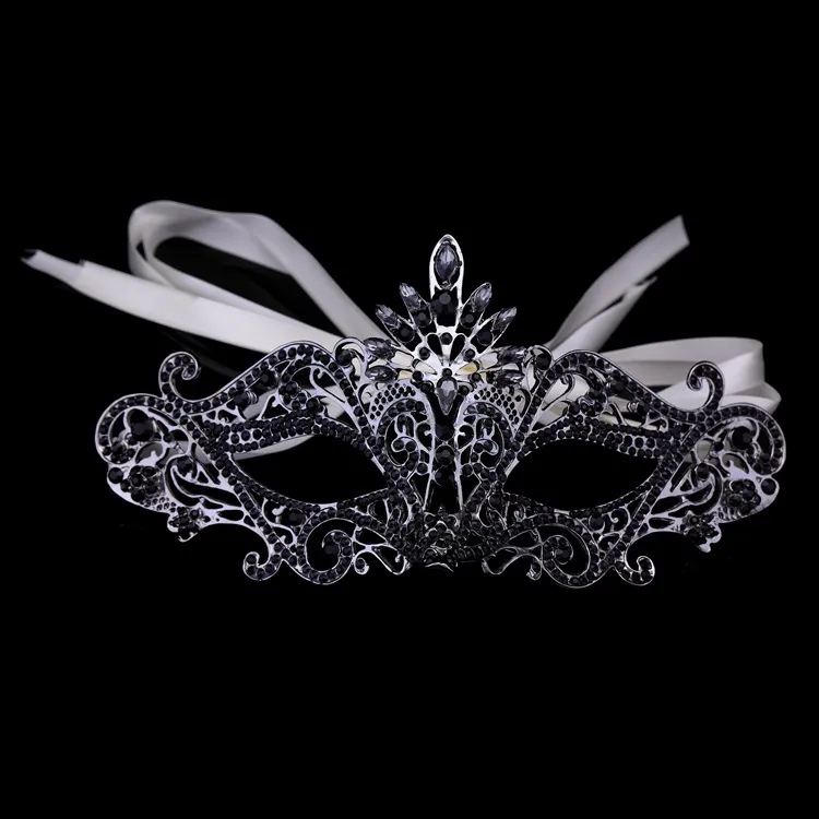 Wedding Party Mask 2022 Creative Rhinestones Homecoming Prom Dance Mask Gold Silver Black HandMade In Stock Upper Half FaceZZ
