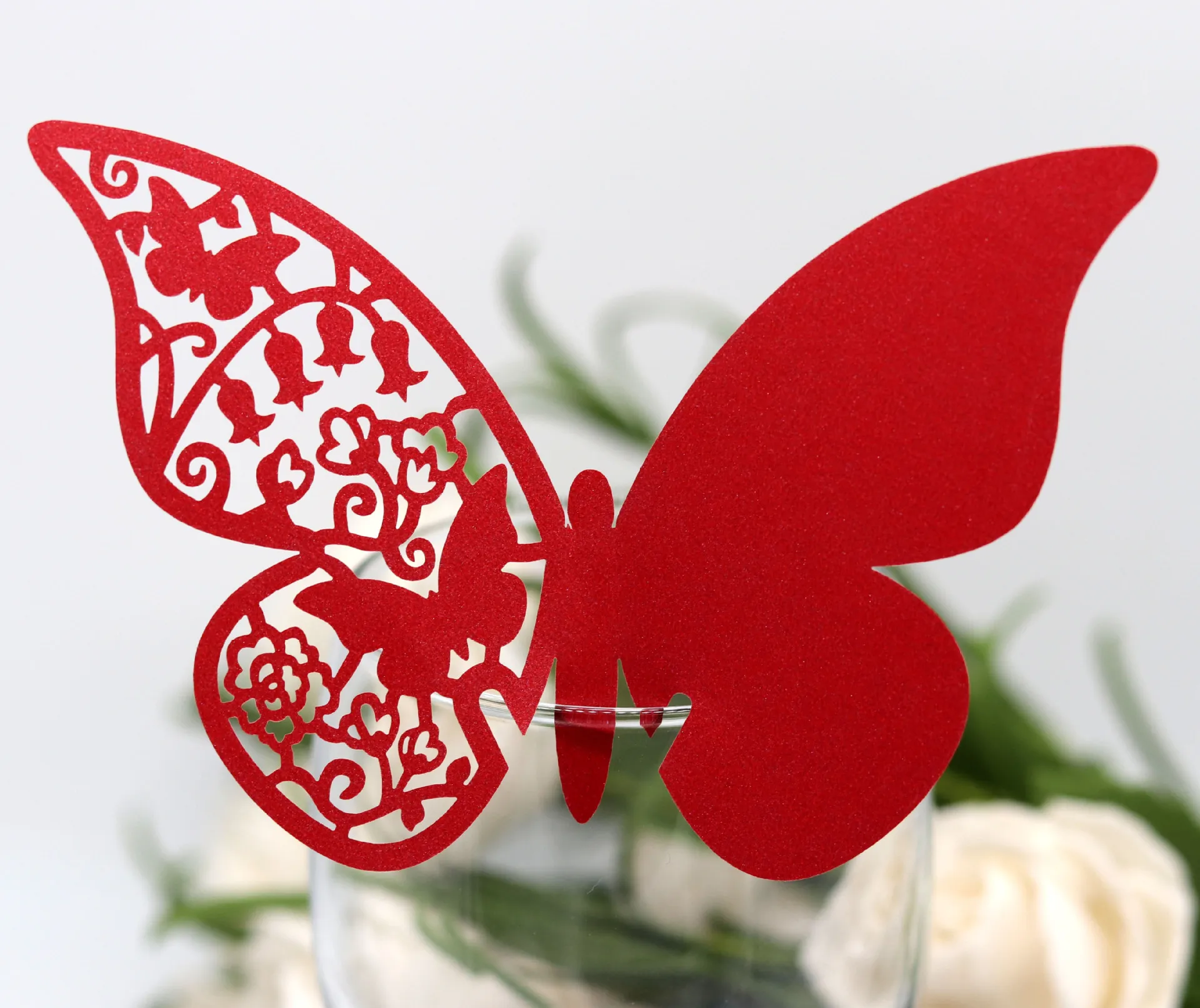 Laser Cut Place Cards With Butterfly Paper Cutting Name Party Place Wedding DecorationsZZ