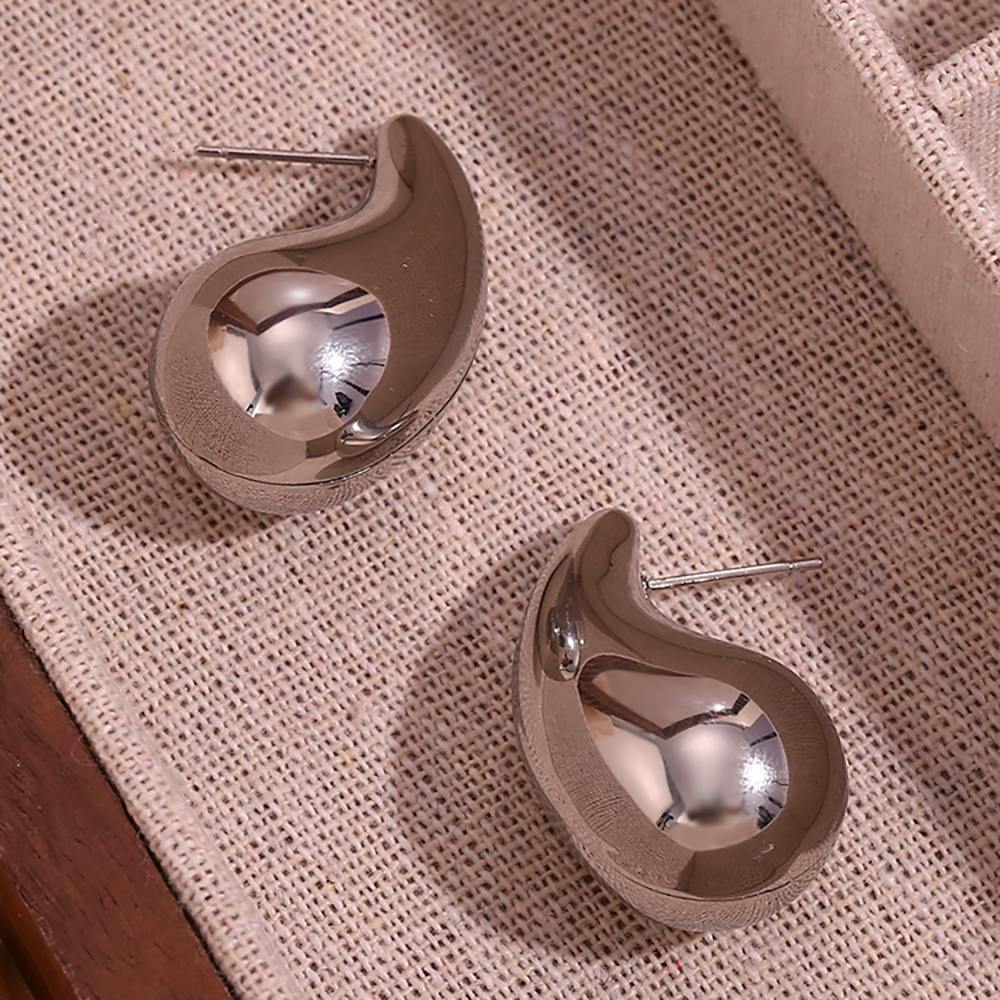 Charm Desinger Bold Stereoscopic Pear Drop Shape Stud Earrings For Woman Hollow Stainless Steel Gold Plated Silver Color Earring 230823