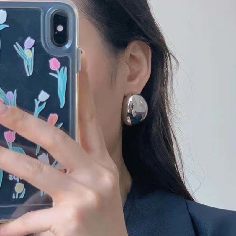 Charm Fashion Metal Smooth Big Oval Stud Earrings for Women Exaggerated Hollow Ball Geometric Ear Buckle Earring Jewelry Gift 230823