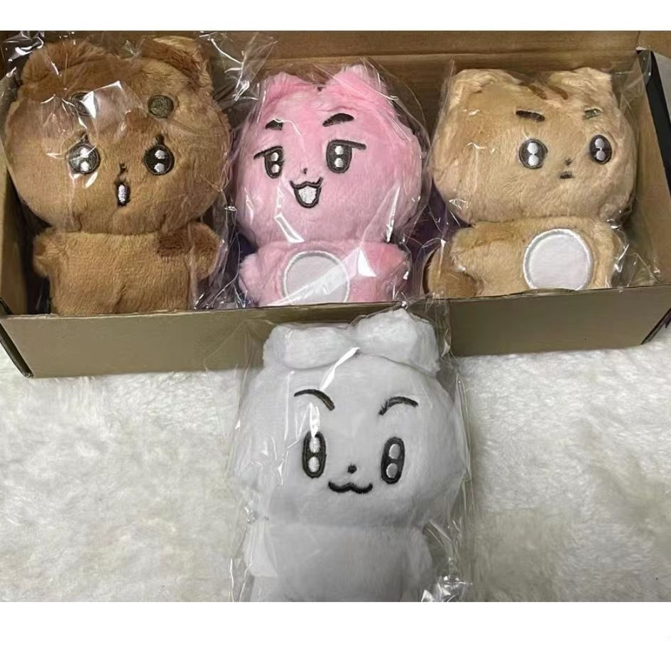 Keychains Lanyards 10/40CM Kpop TXT Dolls Cartoon Soobin YEONJUN Same Plush Keyrings Q Styles BEOMGYU TAEHYUN Keychains Key Rings Bag Pendants 230823