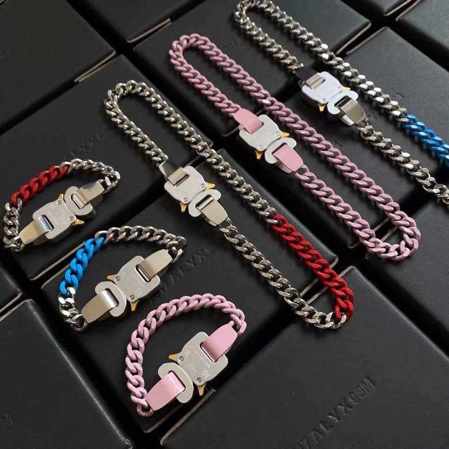 Bangle 1017 ALYX 9SM Bracelet Men Women 1 1 Quality Chain Alyx Bracelets Made In Italy Hook Buckle Accessory 230824
