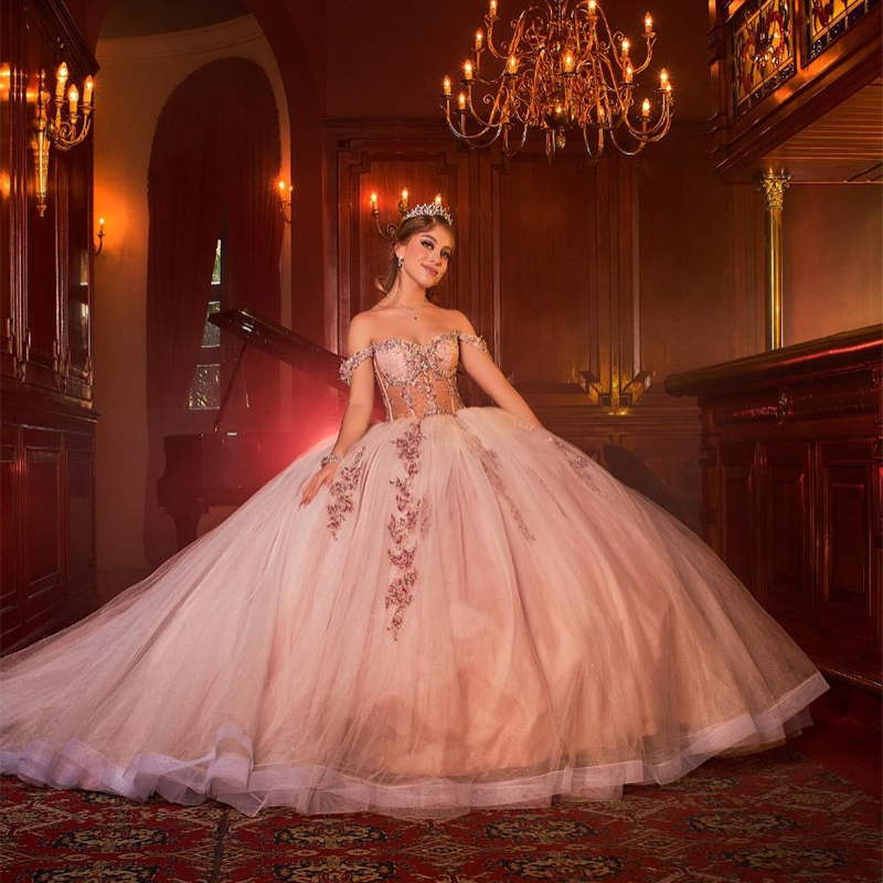 Princess Off The Shoulder Light Pink Quinceanera Dresses Ball Gowns Birthday Gowns Lace Up Sweet 15 16 Vestidos de Quinceanera