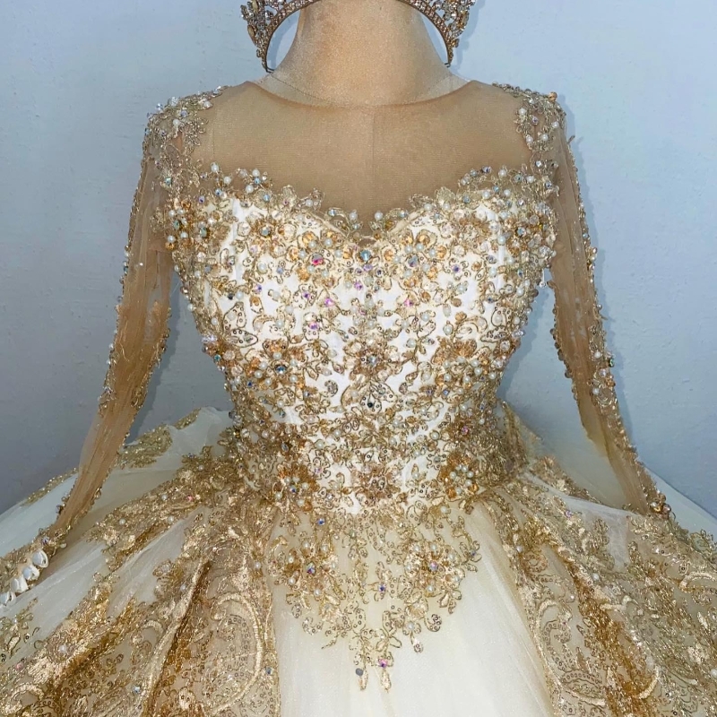 Appliques Gold Lace Quinceanera Dresses Long Sleeved Vestidos De Anos Ball Formal Birthday Corset Train Party Prom Gown