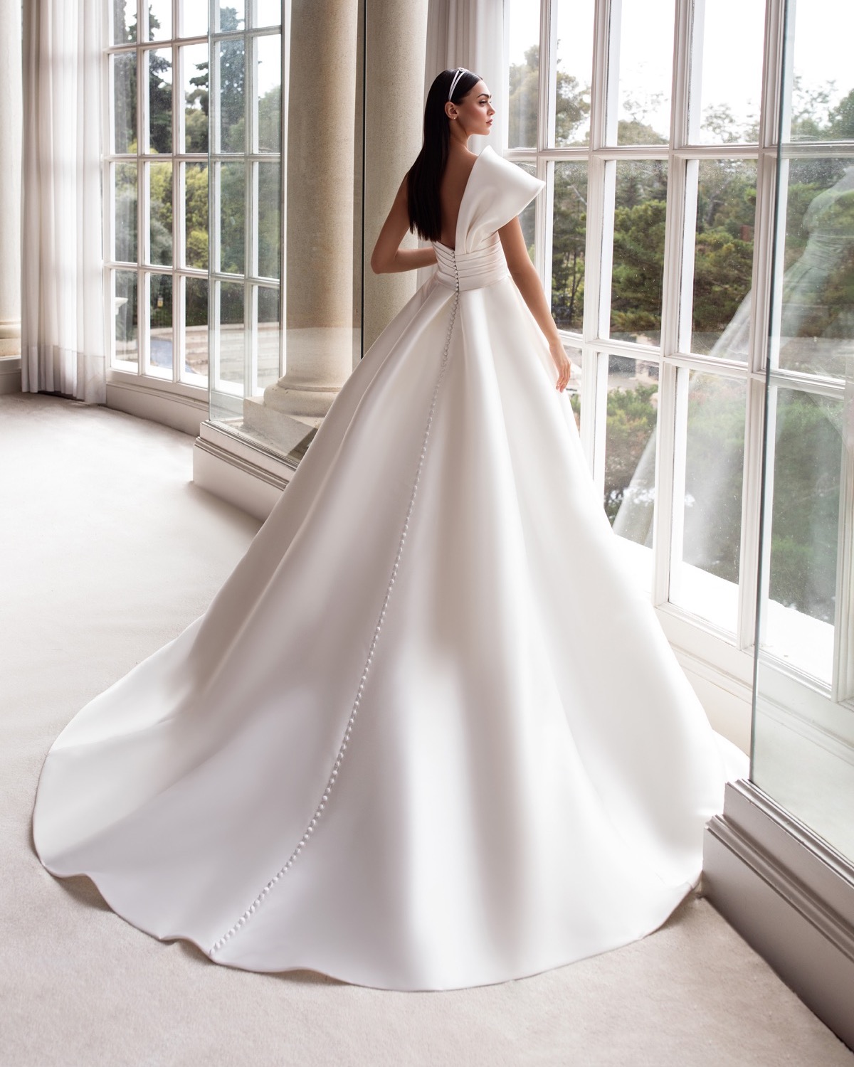 One Shoulder Satin Wedding Dress Button Back Pleats Bridal Gowns Custom Made Vestidos de Novia