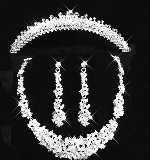 Romantic Crystal Three Pieces Jewelry Sets Flowers Bridal Jewelry Set Bride Necklace Earring Crown Tiaras Wedding Party Accessories ZZ