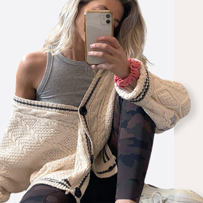 Women's Jackets Tay Cardigan with Stars Embroidered lor Button Up Chunky Cable Knitted Sweater Thick and Warm Swif t Folklore Cardigan 230824