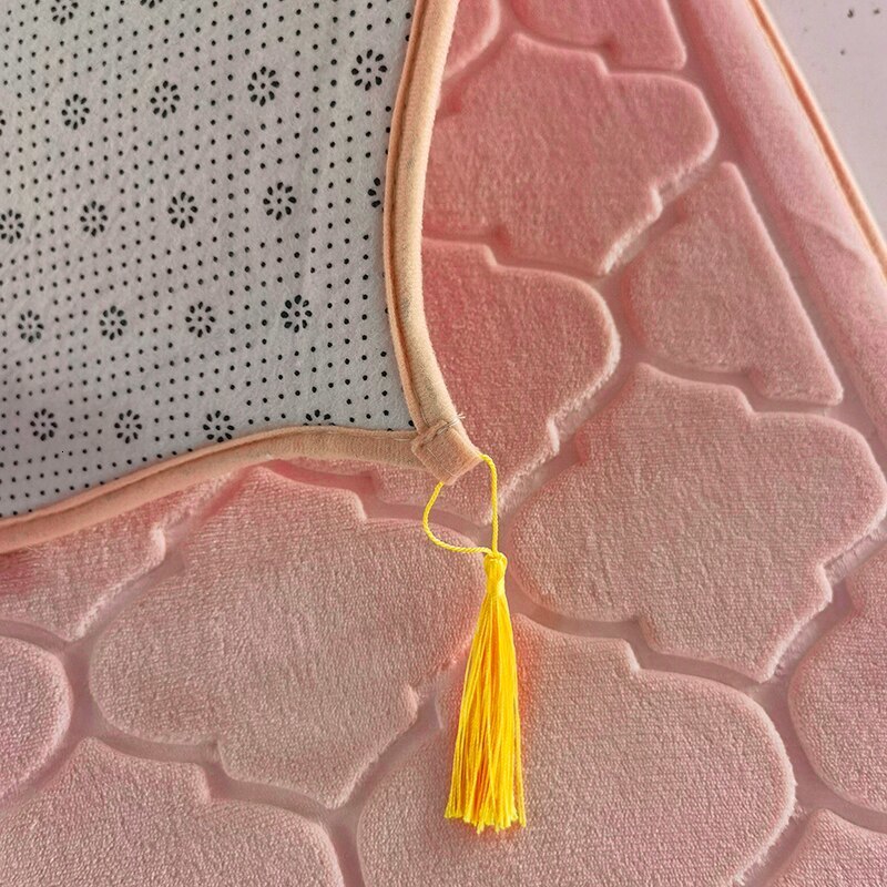 Carpet Muslim Prayer Mat Ramadan Flannel Thick Large Soft Padded Worship Kneel Embossing Floor Non Slip Portable Rug 230825