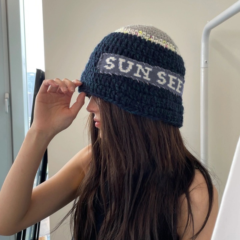 Wide Brim Hats Bucket Hats Ins Vintage Hand-woven Patchwork Warm Beanies Women Autumn Winter Korean Color Matching Y2k Flowers Knitted Bucket Hat 2308