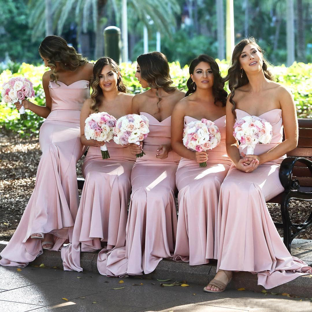 2023 Blush Pink Sweetheart Satin Mermaid Long Bridesmaid Dresses Ruched Floor Length Wedding Guest Long Maid Of Honor Dresses