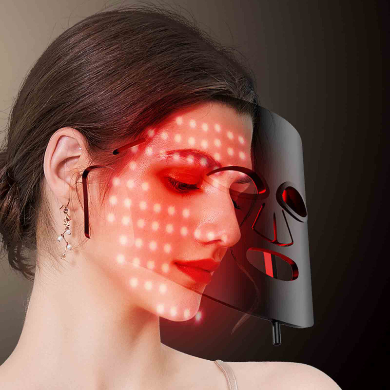 Face Care Devices Led Color Light Black Gold Silicone Red Mask Tender Skin Beauty Instrument Whitening Soothing And Calming 230825