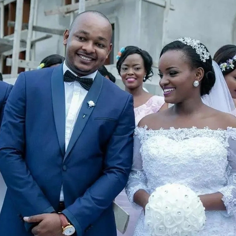 Arabic Off The Shoulder 3/4 Sleeves Mermaid Wedding Dress Ruffles Dresses Appliques Lace Stunning Aso Ebi Bridal Gowns