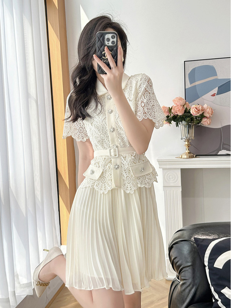 Autumn Two Piece Dress High Quality Summer Runway Fashion Women 2 Piece Sets Embroidery Lace Hollow Out Blouse And Pleated Chiffon Mini Skirt With Bel