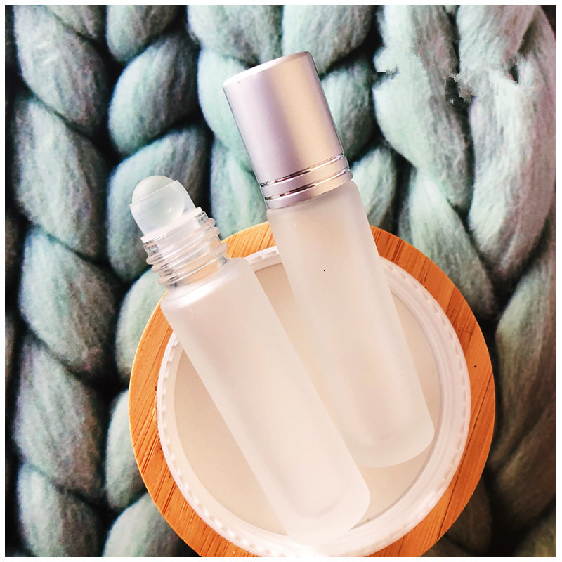 Perfume Bottle 10pcslot 5ml10ml Roll On Bottle Thick Frosted Glass Perfume Bottle Doterra Refillable Empty Roller Essential Oils Vials 230826