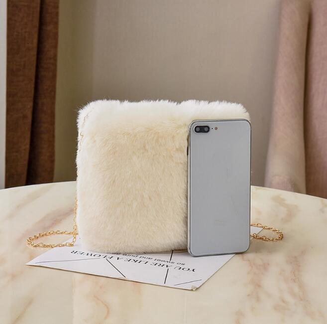 Evening Bags Trendy plush chain single shoulder messenger small square bag female bag fashion 230826