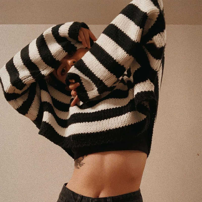 24ss New Womens Sweater Womens Autumn Winter Stripe Short Loose Lazy Style Knitted Sweater