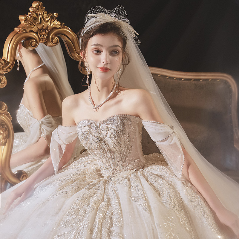 shiny Plus Size Wedding Dresses Long off shoulder Bridal Gown blingbling Beads lace Appliqued satin Lace Beach Custom Made Sweep Train Boho Chic A Lin