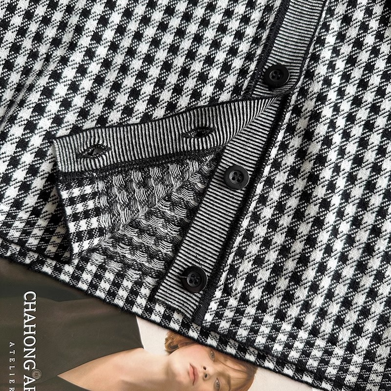 Womens Jackets ALSEY Jacquard Knit Longsleeved Cardigan Tops Fall Retro Plaid Singlebreasted Sweater Casual Elegant Jacket Women 230828