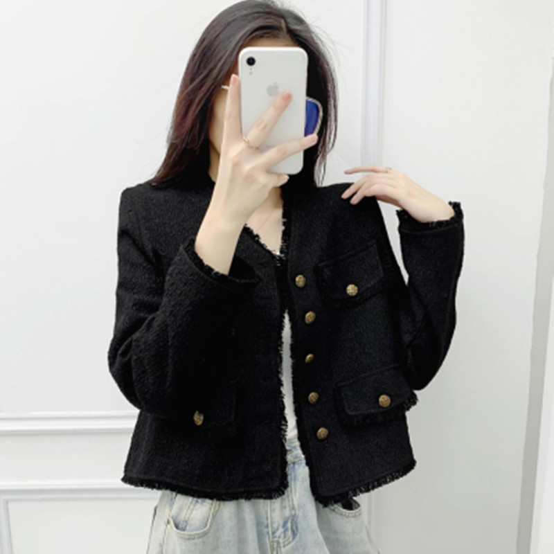 Womens Jackets Arrival Vintage Elegant Tweed Coat High Quality SingleBreasted Woolen VNeck Long Sleeve Tassel Jacket Outwear 230828