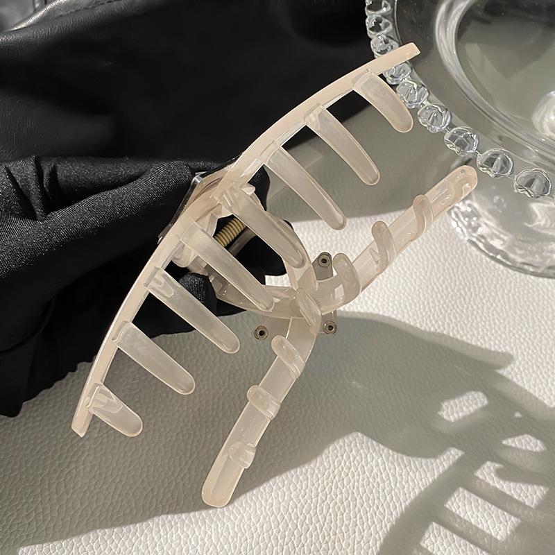 Designer Clips Triangle Barrettes Brand Letter For Women Girls Claw Clip Hair Accessories Free shipping