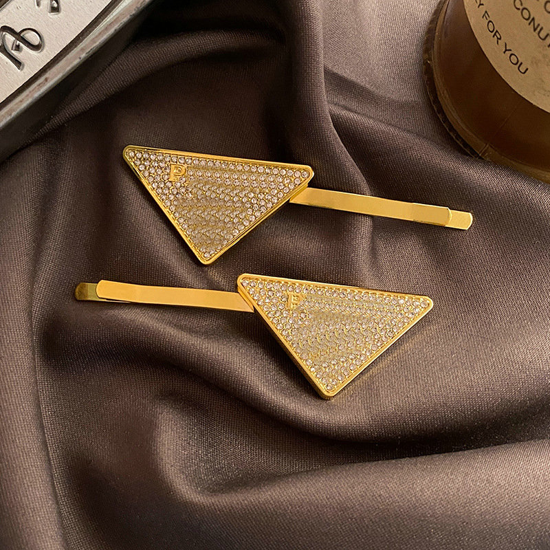 Woman Designer Jewelry Diamond Metal Triangle Clips Brand Letter Clip Barrettes Gold Sier Famous Hair Accessories