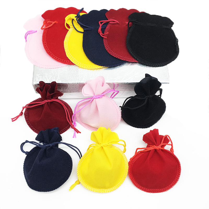 7 x 8 cm 100 pcs Jewelry Pouches Bags Mouth Rope Hoist Beam Velvet Christmas Gift BagWeddingParty Bag Jewelry Packaging Displa