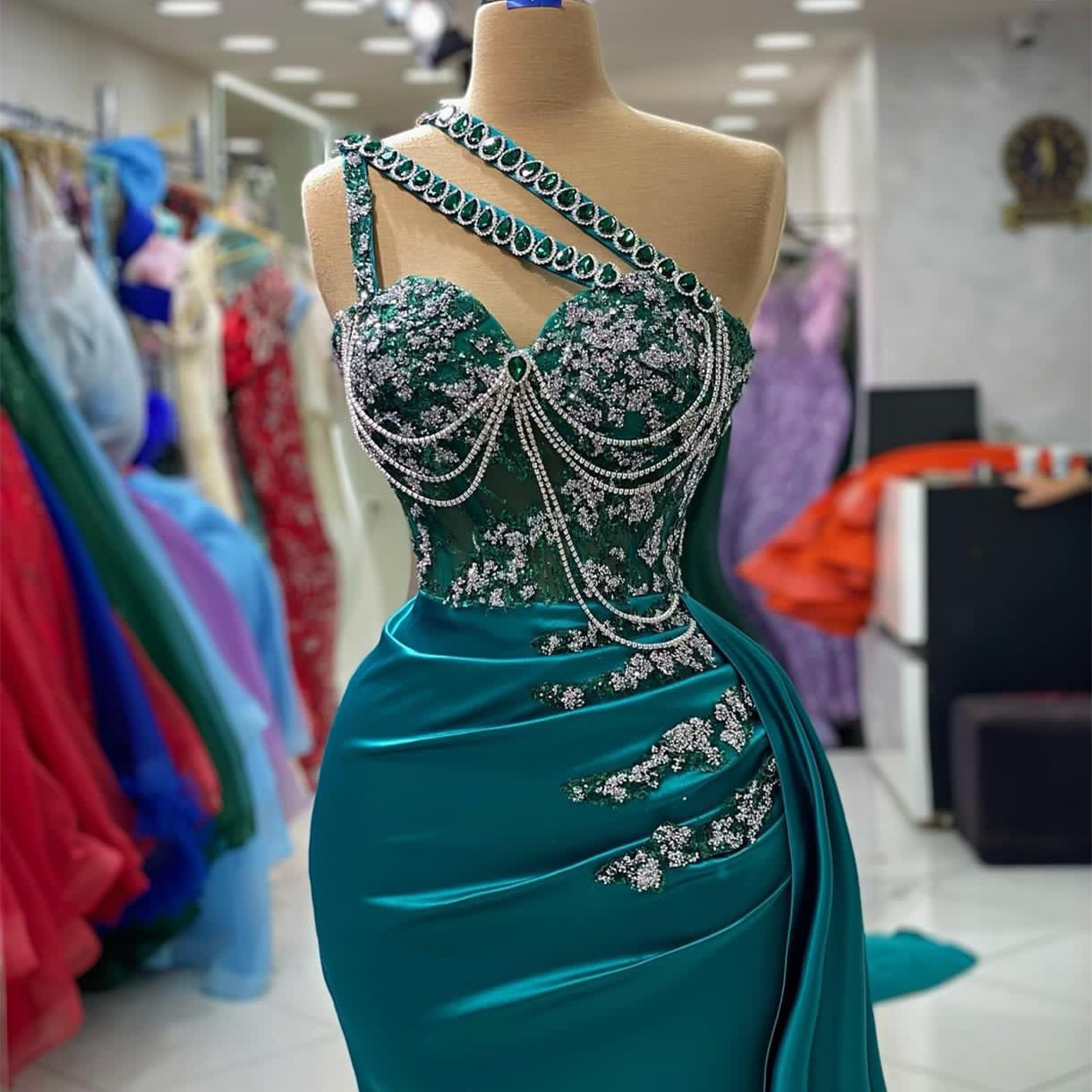 luxurious arabinspired hunter green mermaid prom dress with crystallized accents ideal for special occasions like wedding second receptions