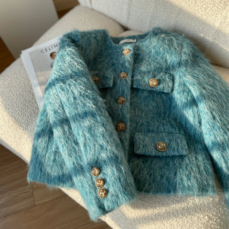 Women's Wool Blends Retro autumn winter tweed wool jacke women small fragrance single breasted o-neck warm short outwear 230826