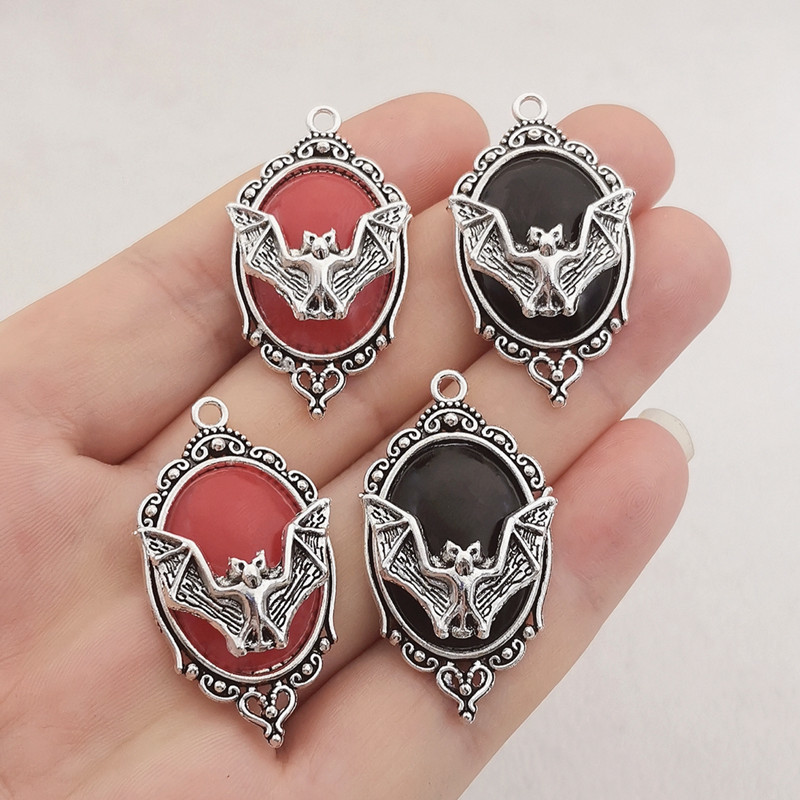 Charms 4pcs Gothic Bat Silver plated Framed Bat Cameo Charms Halloween Witch Pendant Fit Jewelry Making DIY Jewelry Findings 230826
