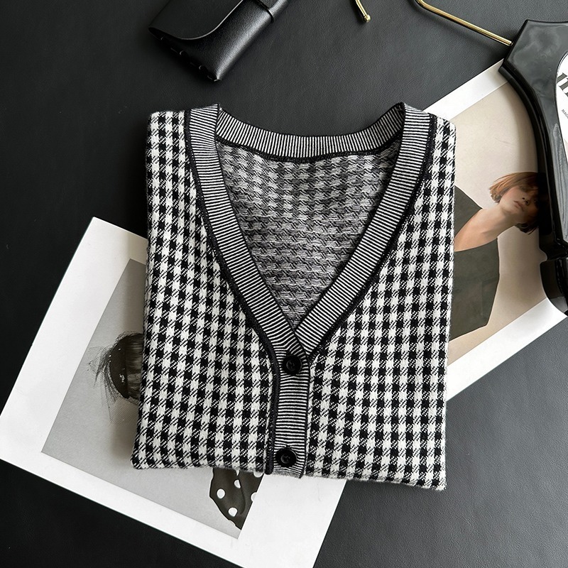 Womens Jackets ALSEY Jacquard Knit Longsleeved Cardigan Tops Fall Retro Plaid Singlebreasted Sweater Casual Elegant Jacket Women 230828