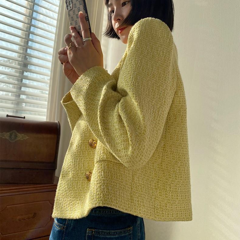 Womens Jackets French Temperament Small Fragrant Women Coat Long Sleeve O Neck Yellow Short Tops Autumn Doublebreasted Female Jacket 230828