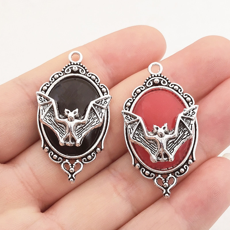 Charms 4pcs Gothic Bat Silver plated Framed Bat Cameo Charms Halloween Witch Pendant Fit Jewelry Making DIY Jewelry Findings 230826