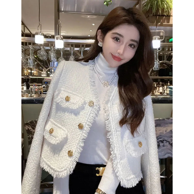 Women's Wool Blends Autumn Short Korean Tweed Jacket Women High quality Long Sleeve Small Chic Female Elegant Woolen Coat woman Tops 230826