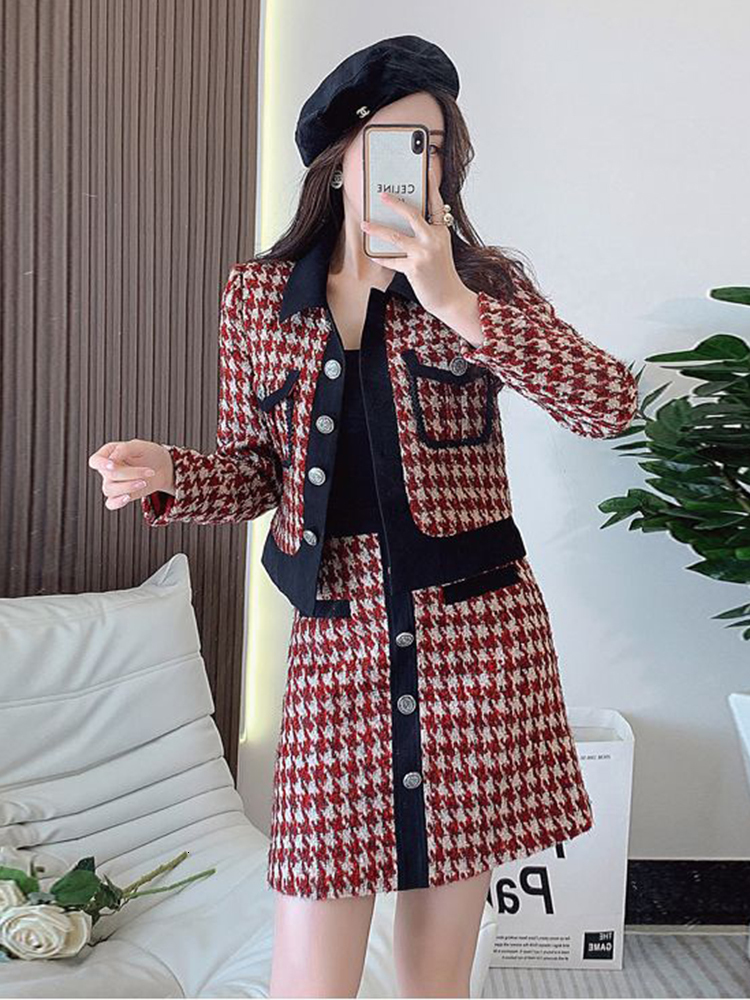 Two Piece Dress KBAT Spring 2 Piece Set Women Vintage Small Fragrance Tweed Jacket Bow Short Coat Mini Skirt Suits French Two Piece Sets 230829