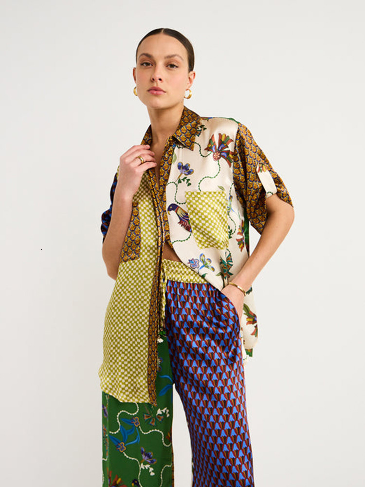 Women's Two Piece Pants Birds Flower Printed Shirts Pants 2 Pieces Set Women Short Sleeve Lapel Single Breasted Top And Wide Leg Pants Suit Summe