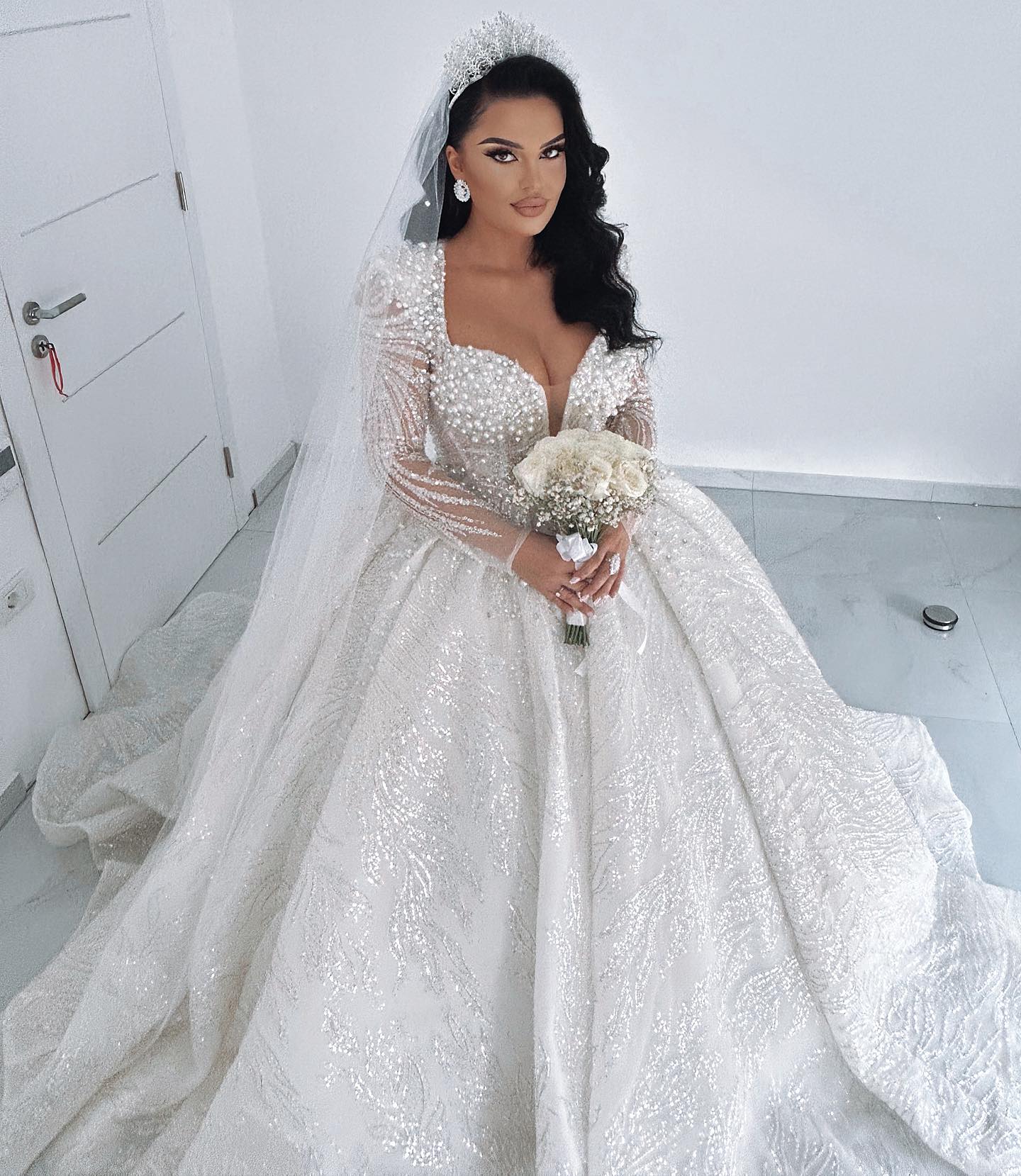 Crystal Ball Gown Dresses Illusion Long Sleeves Beads Pearls Wedding Dress Sweep Train bridal gowns