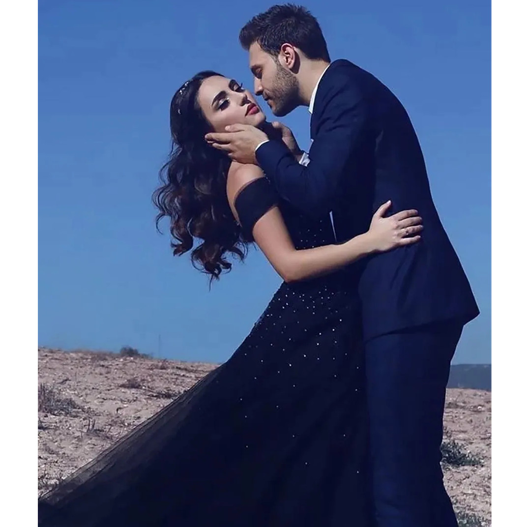 Black Wedding Dresses A Line Bateau Off-Shoulder Bridal Gowns Sleeveless without Train Tulle Beaded Lace Up New Custom Vestido de Novia