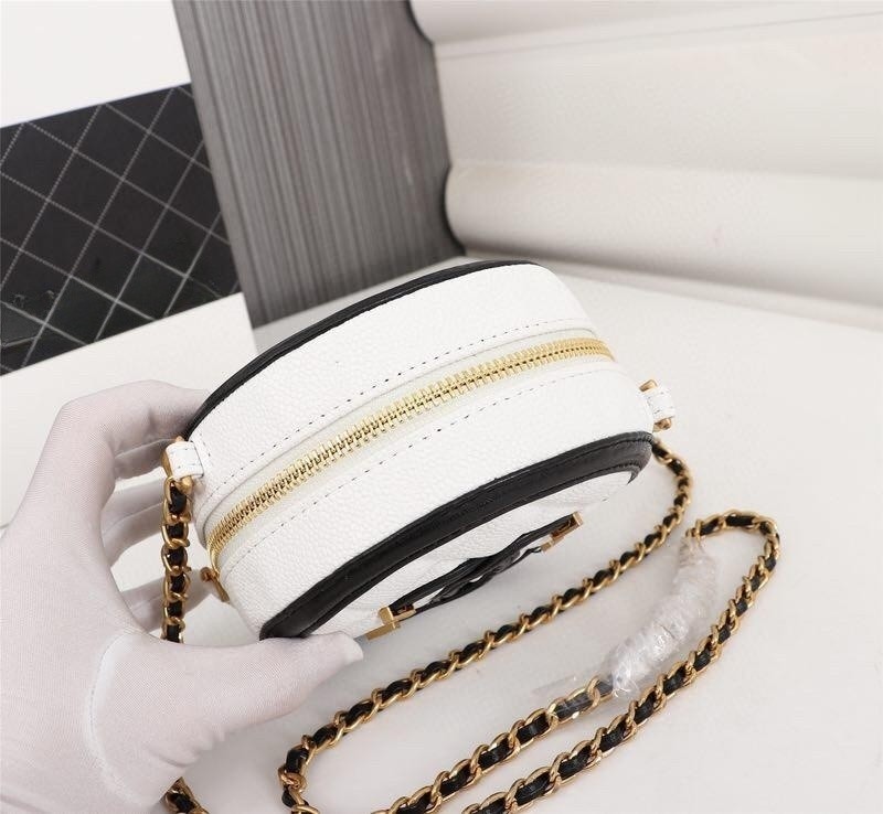 Luxury Designer Women Circle Round Vanity Bags Caviar Leather lambskin Matelasse Chain Cross Body Shoulder bag Quilted Girls Lady Cosmetic purse Handbag wallet