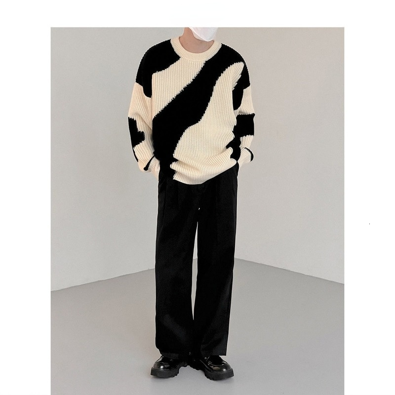 Men s Sweaters Autumn and Winter O Neck Knit Sweater for Men Cow Patchwork Pullover Loose Casual Harajuku Mens Oversized 230830