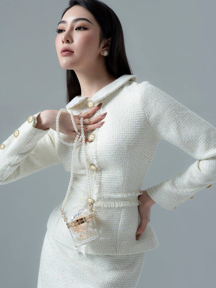 Two Piece Dress Women's Set White Autumn/Winter Long-Sleeved Tassel Ladies Tweed jacket Skirt Suit fashion Professional 2-Piece Set 230830