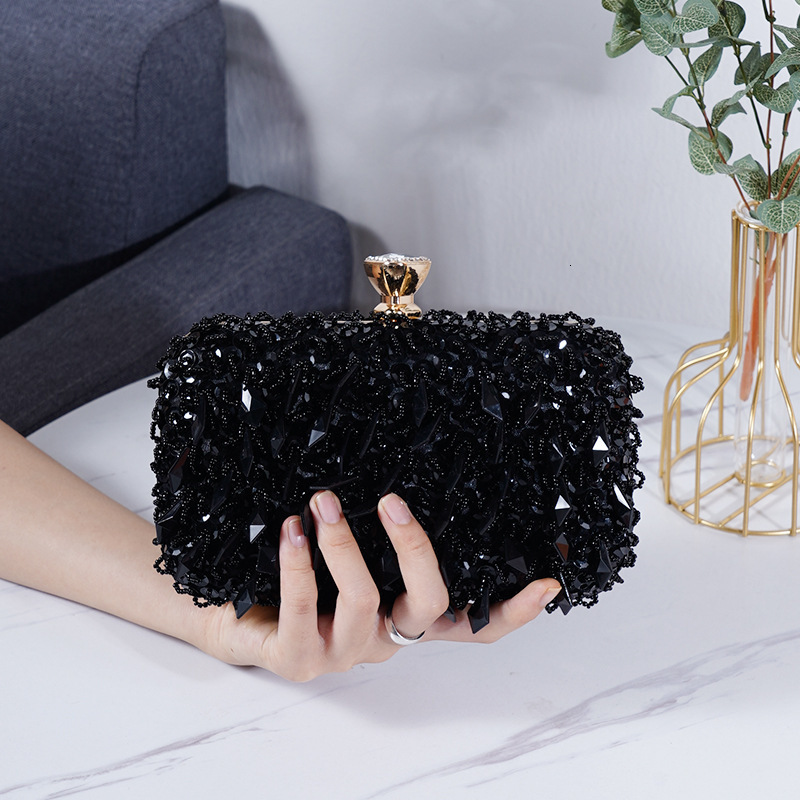 Evening Bags Women's Evening Bags Fashion Sequin Beaded Banquet Handbags Clutches Ladies Chain Small Shoulder Bag Purses 230830