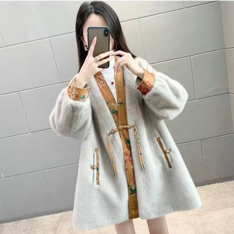8413G41# High Quality Women's Sweater Imitation Faux Fur Cardigan Integrated Mother's Coat Winter Eco-friendly Jacket Can be Freely Matched