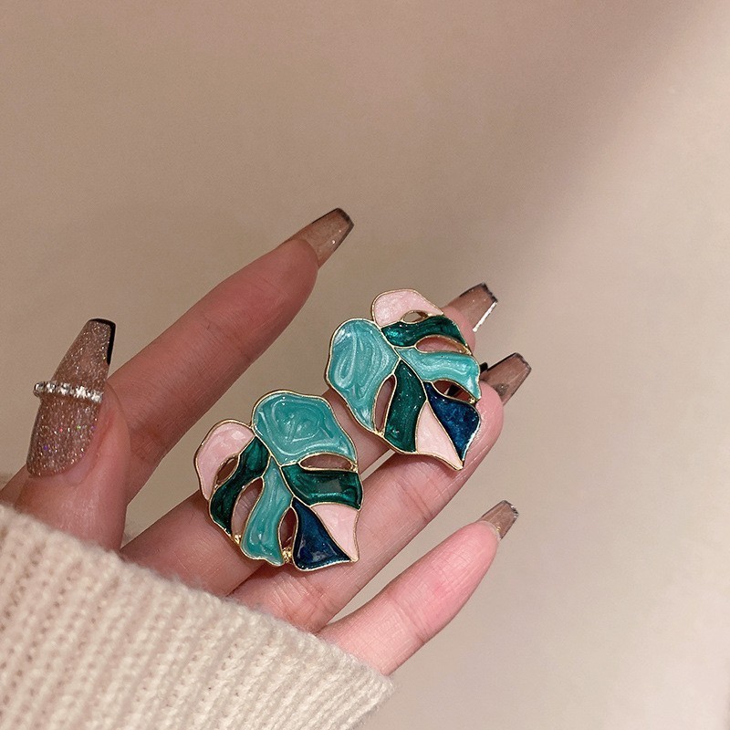 Charm 925 Silver Needle Acetate Acrylic Geometric Color Earrings High Fashion White Trapezoidal Pendant Stud For Women Girl 230830